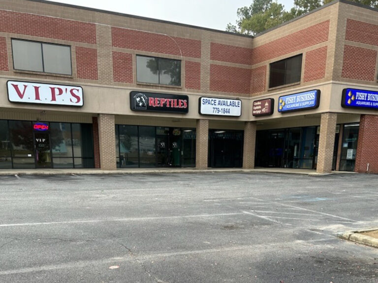652-storefront3